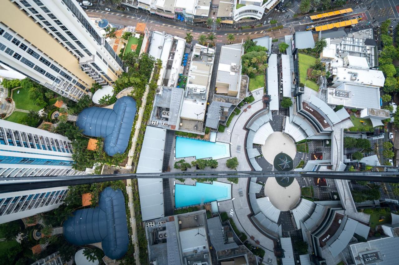 Circle On Cavill Apartment Gold Coast Exterior photo